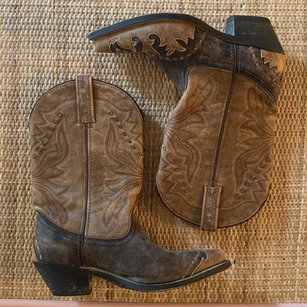 Laredo leather cowgirl boots